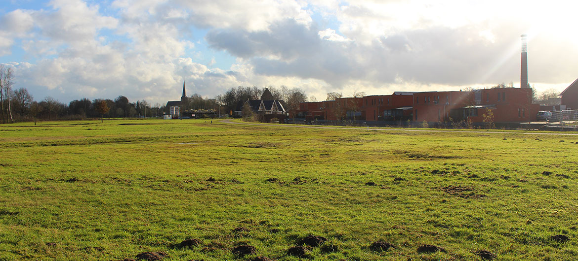 Bouwkavel-naast-beekzicht