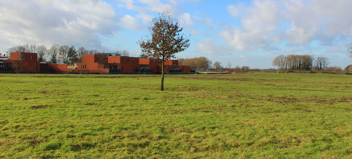 Bouwkavel-naast-beekzicht